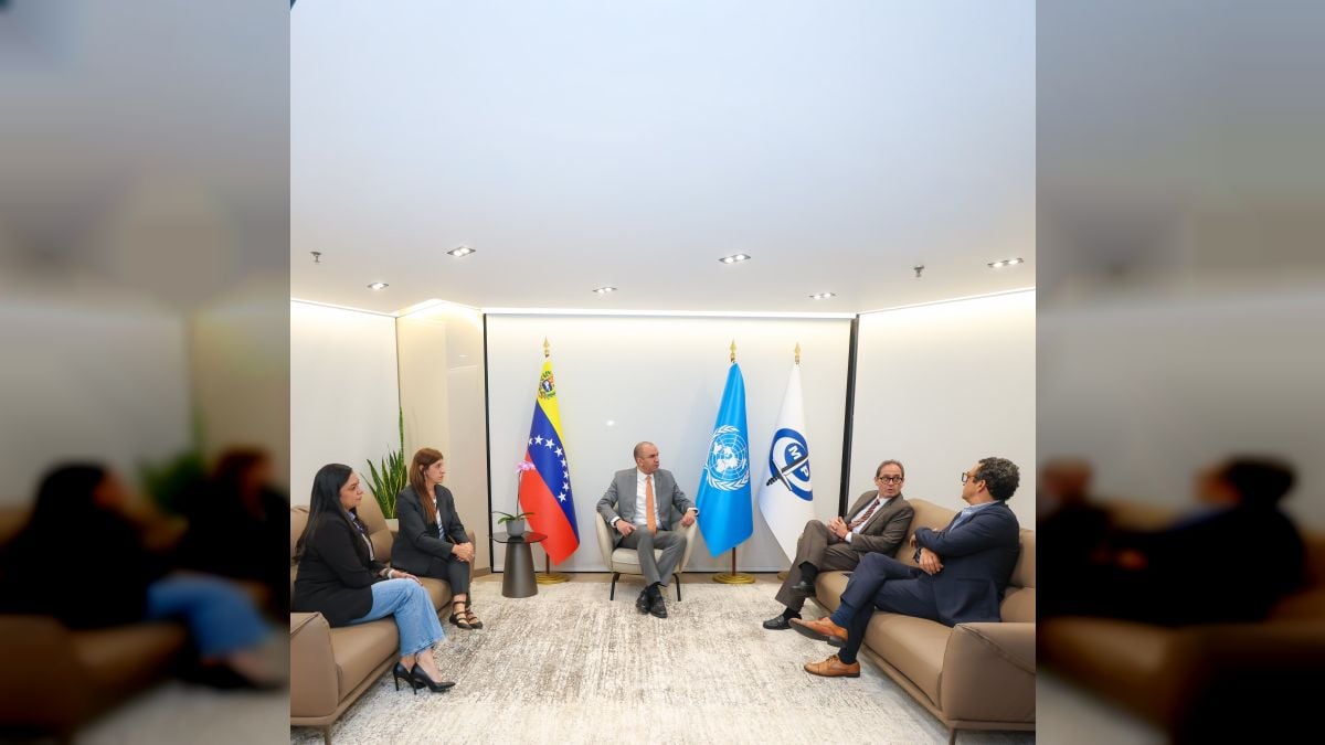 Reunión del fiscal Larry Devoe con representantes del PNUD en la sede del Ministerio Público